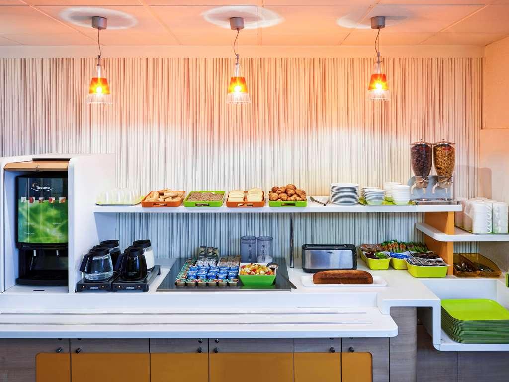 Ibis Budget Blois Centre Ristorante foto