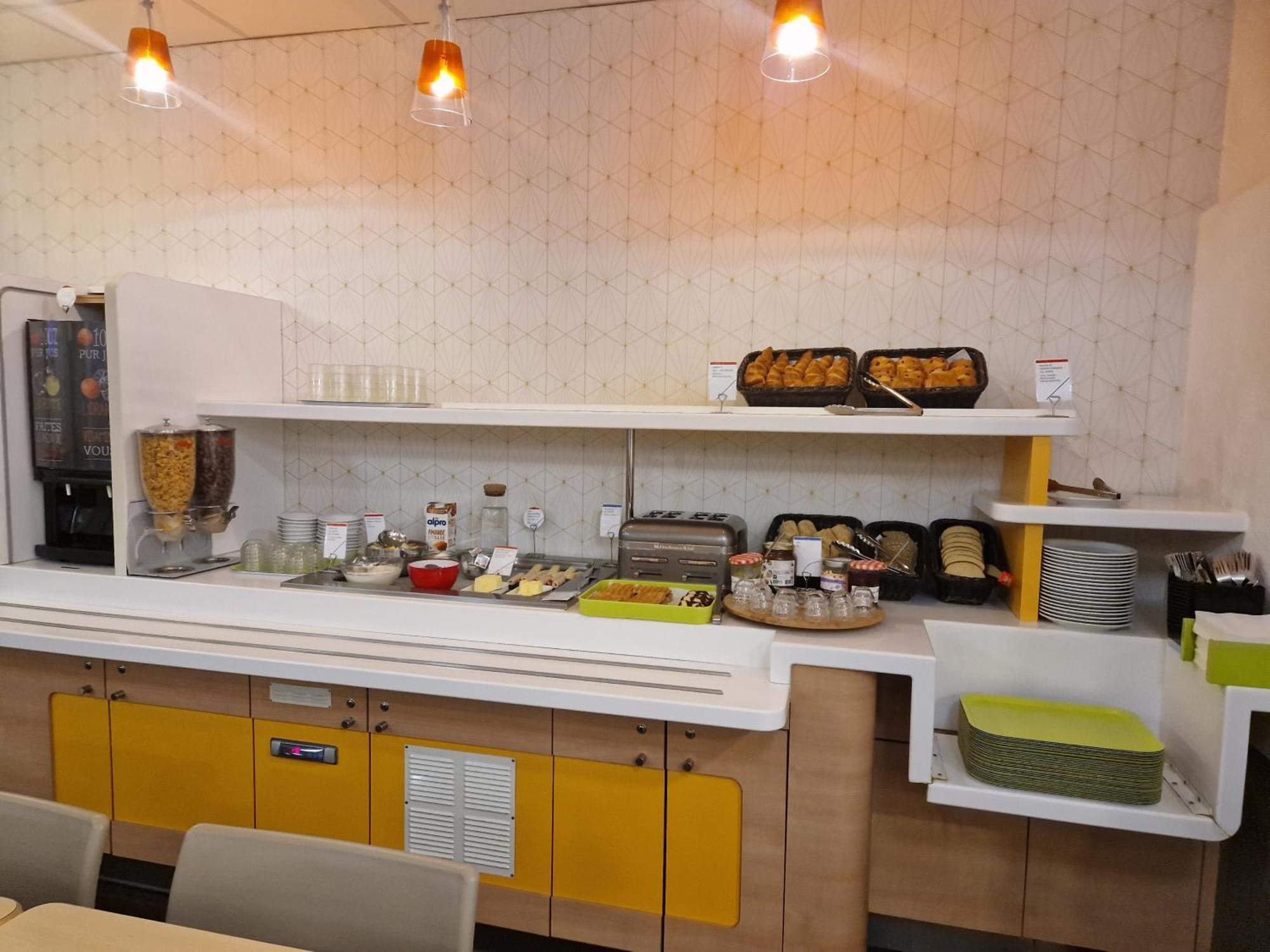 Ibis Budget Blois Centre Esterno foto
