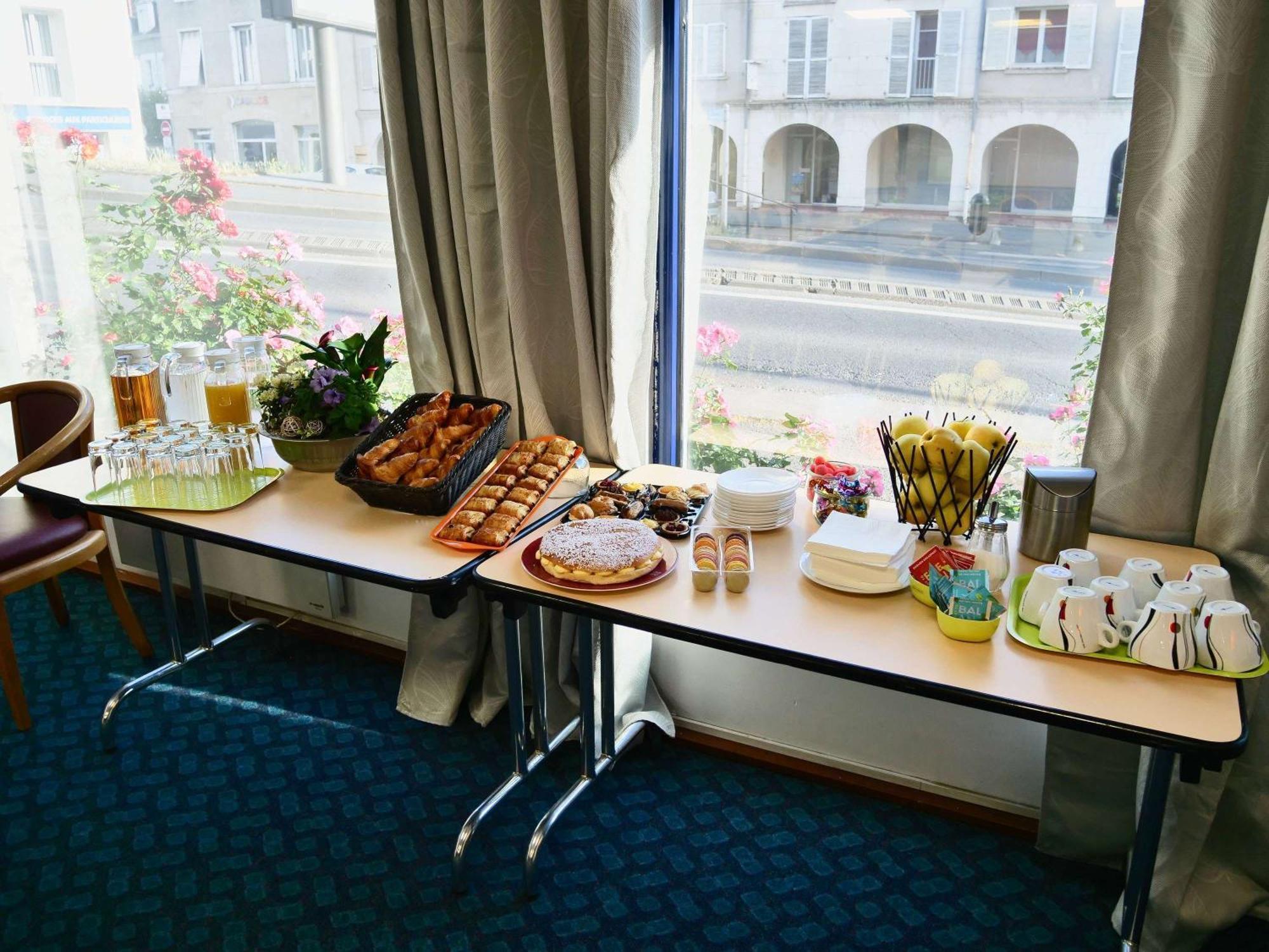 Ibis Budget Blois Centre Esterno foto