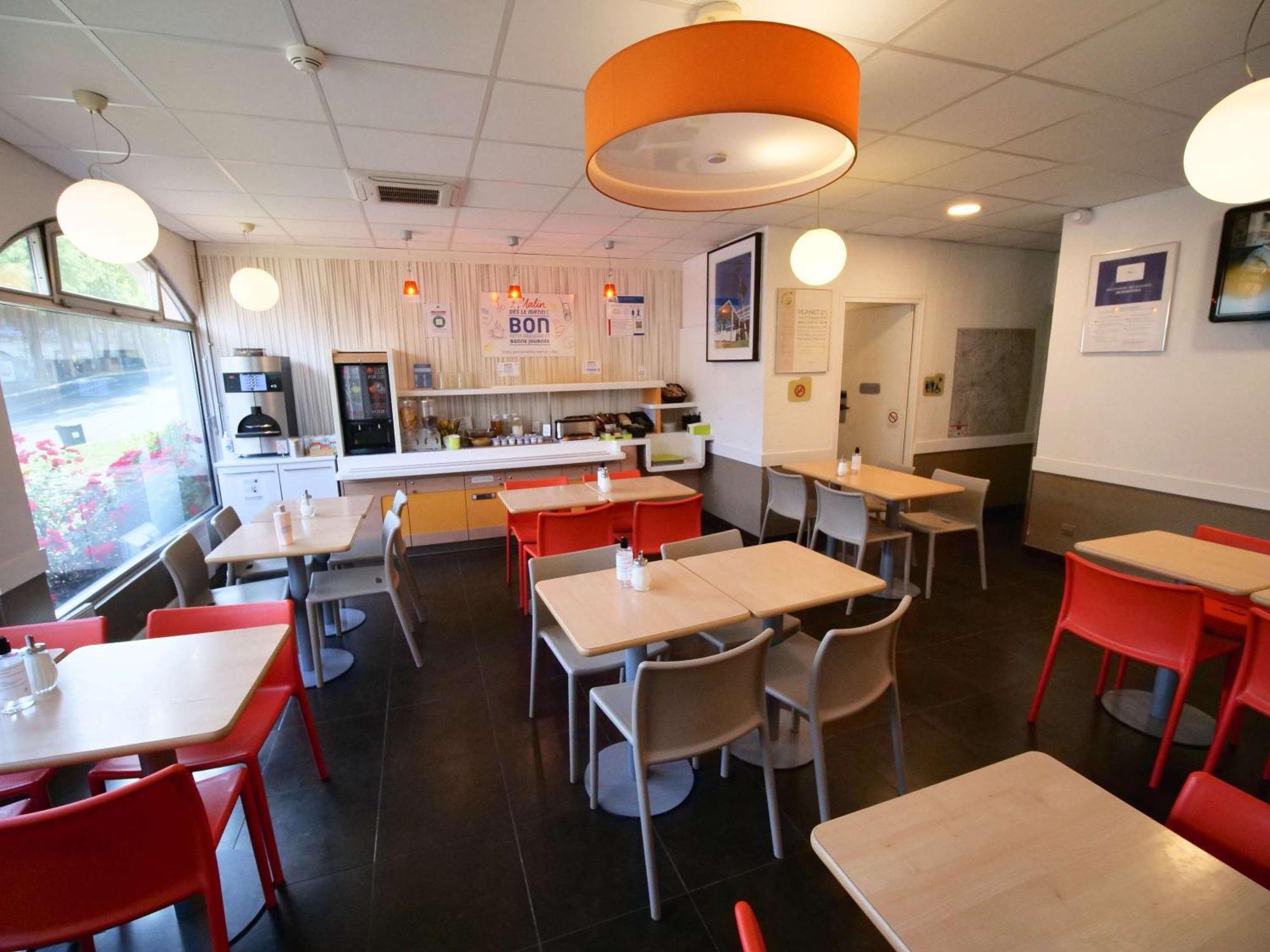 Ibis Budget Blois Centre Esterno foto