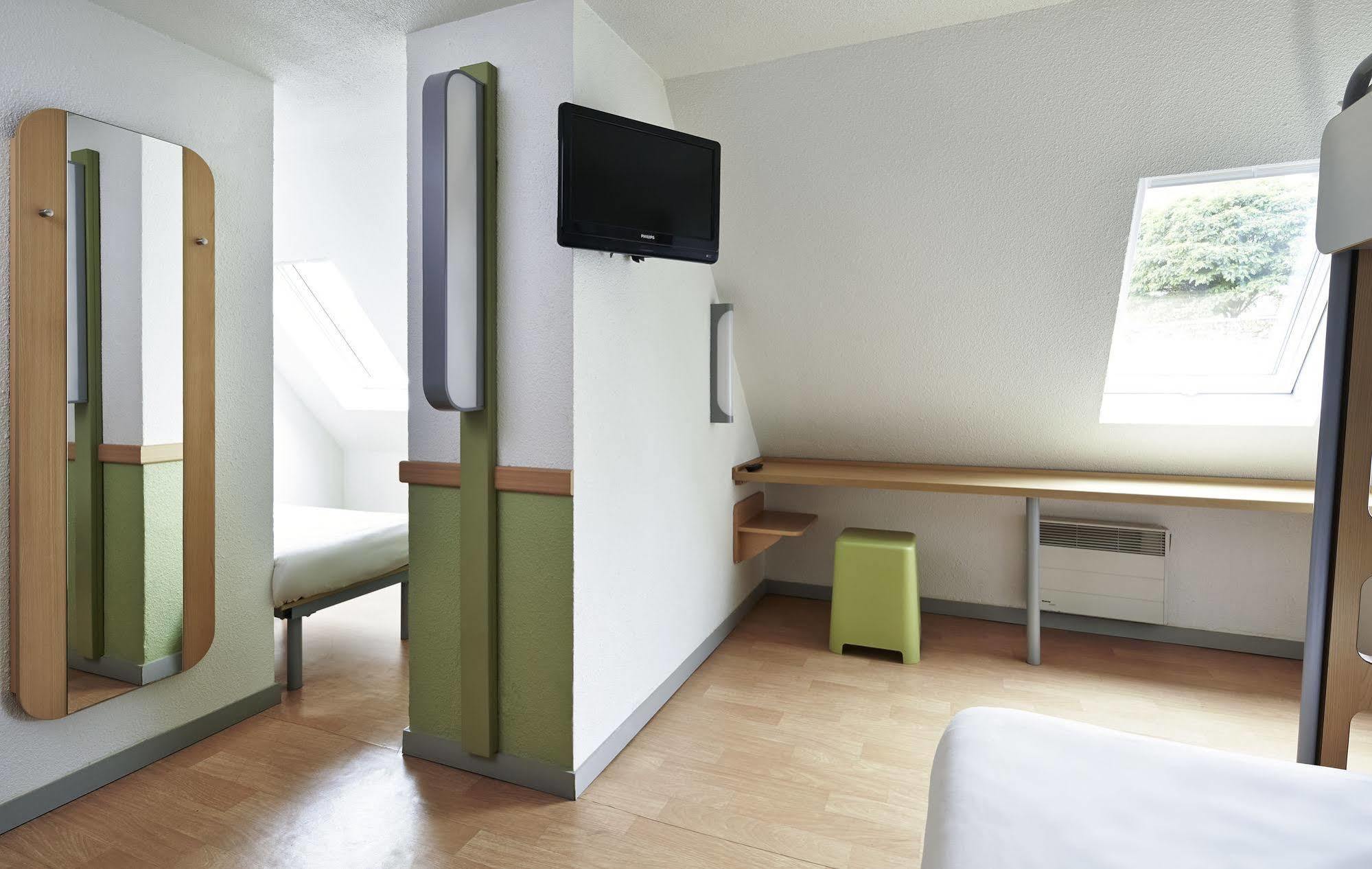 Ibis Budget Blois Centre Esterno foto